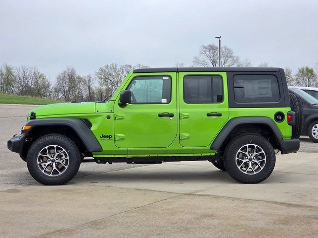 2025 Jeep Wrangler Sport S photo 4