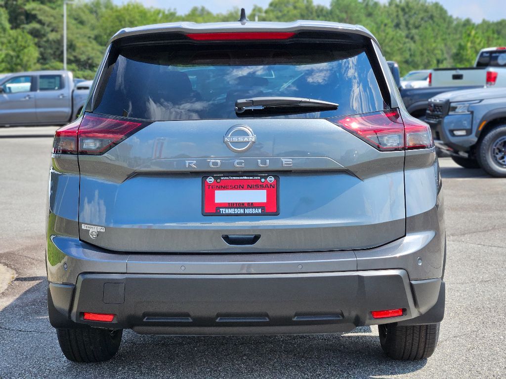 2026 Nissan Rogue S photo 2