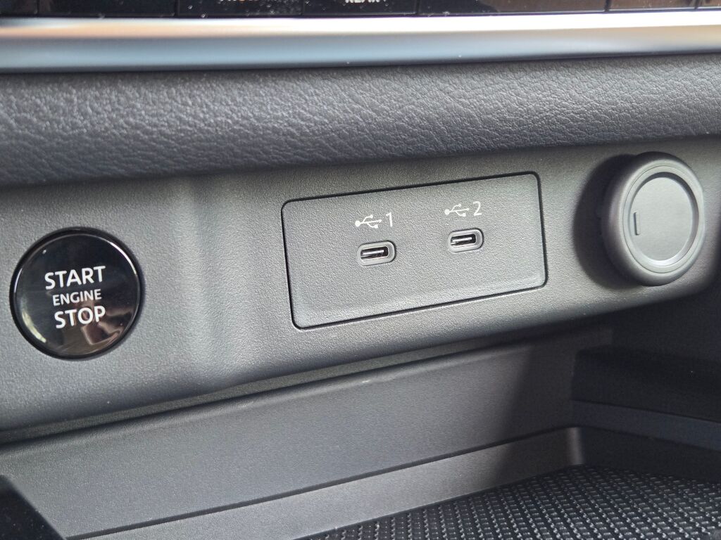 2026 Nissan Rogue SV photo 25