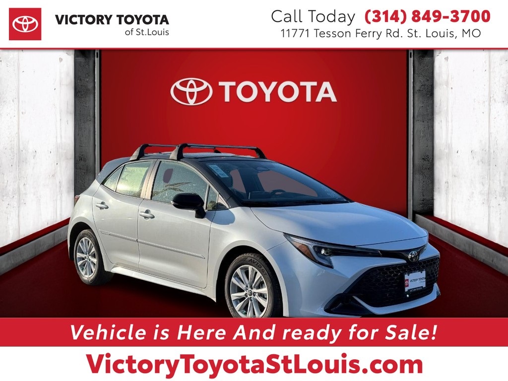 2026 Toyota Corolla Hatchback SE's photo