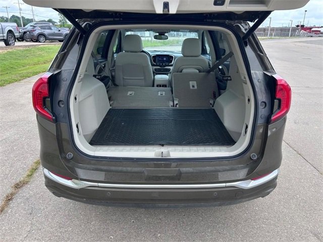 2023 Gmc Terrain Denali photo 4