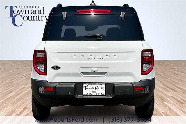 2025 Ford Bronco Sport Outer Banks photo 4
