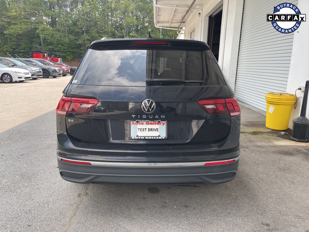 2022 Volkswagen Tiguan SE photo 3