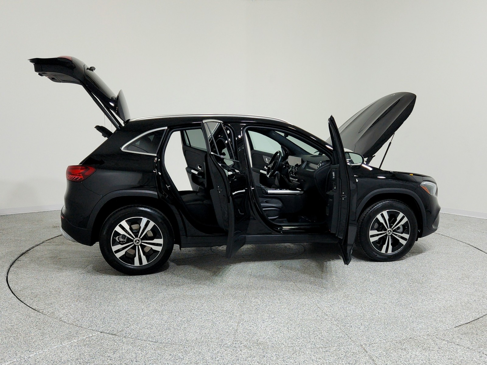 2025 Mercedes Benz GLA 250 photo 16