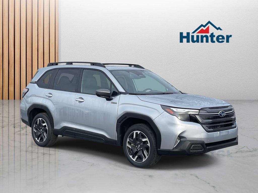 2025 Subaru Forester Premium's photo