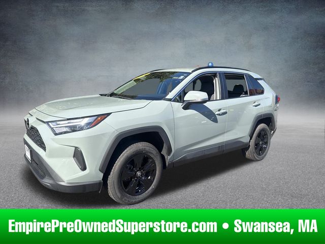 2023 Toyota RAV4 XLE's photo