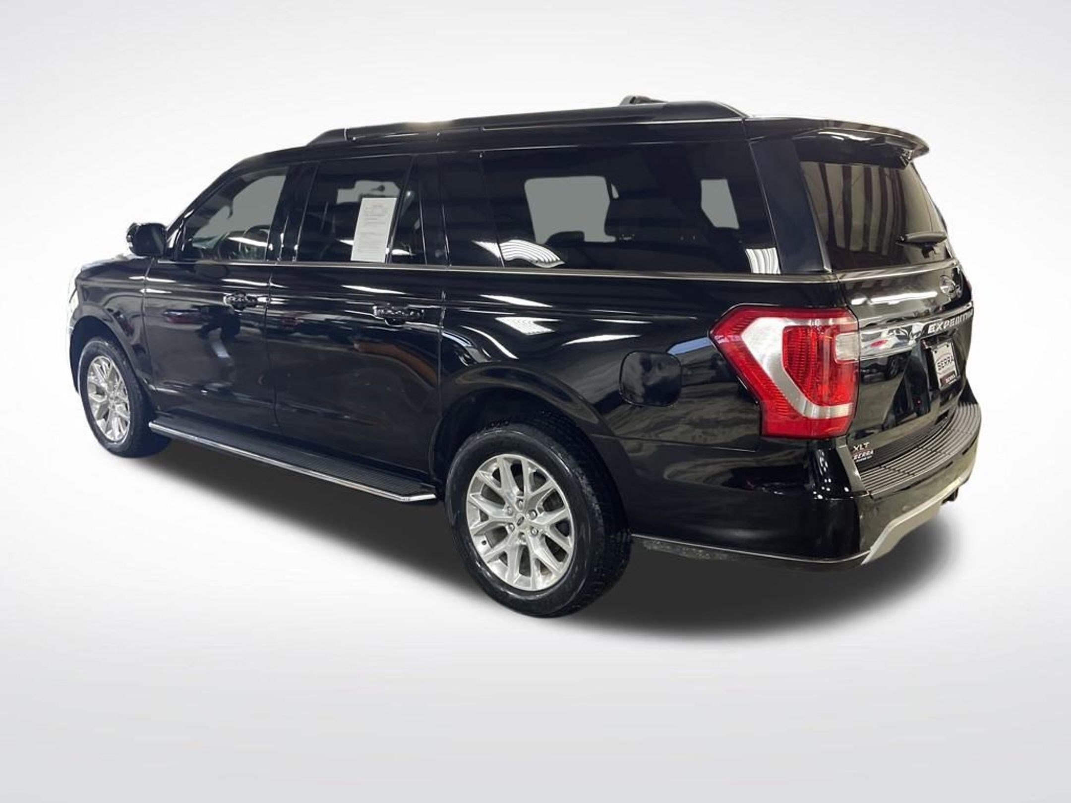 2021 Ford Expedition MAX XLT photo 3