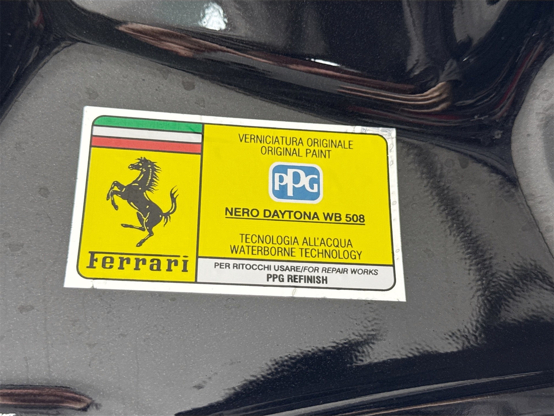 2025 Ferrari Purosangue Base photo 27