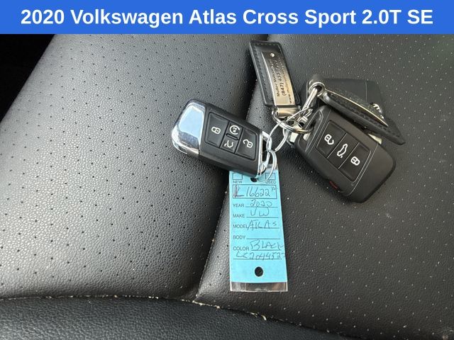 2020 Volkswagen Atlas Cross Sport SE photo 17