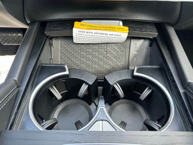2025 Mercedes Benz GLS 450 4MATIC photo 30