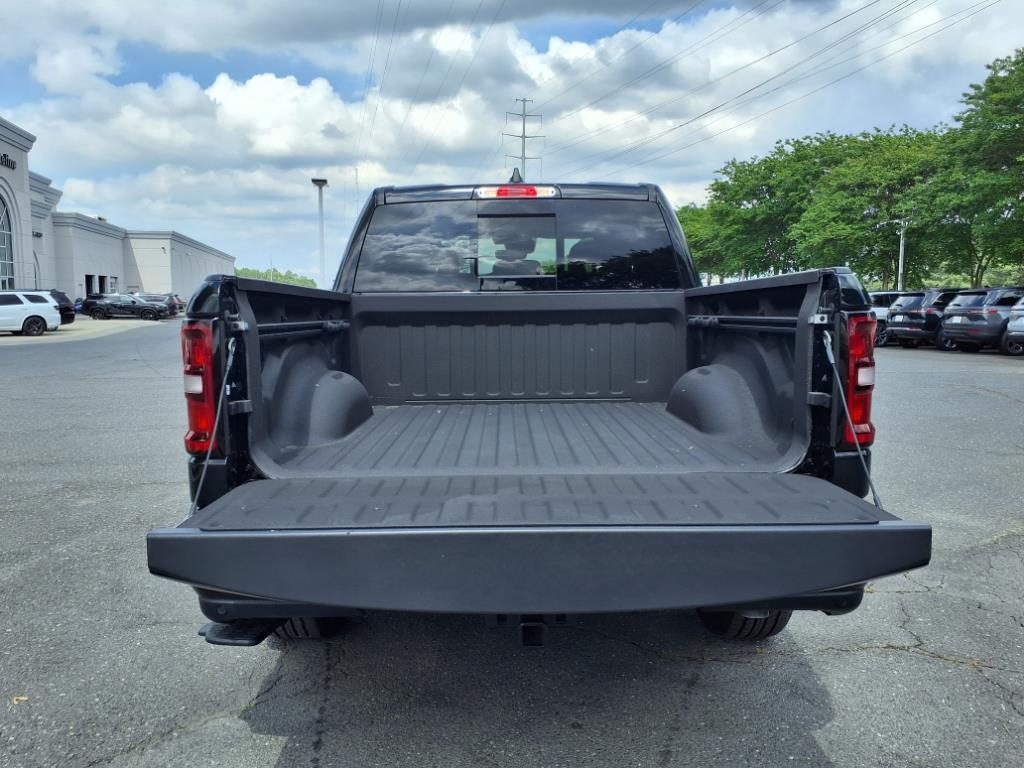 2025 Ram 1500 Tradesman photo 6