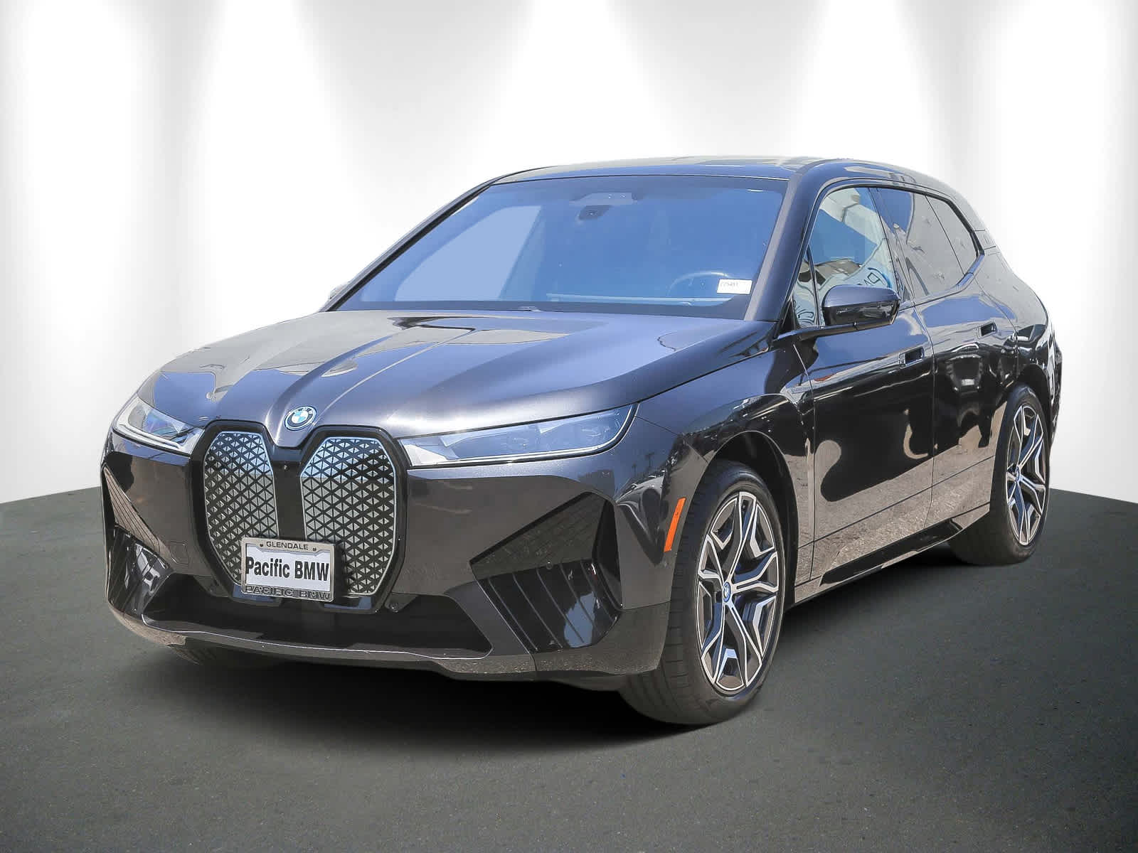 Used 2025 BMW iX Base with VIN WB523CF00SCS36248 for sale in Glendale, CA