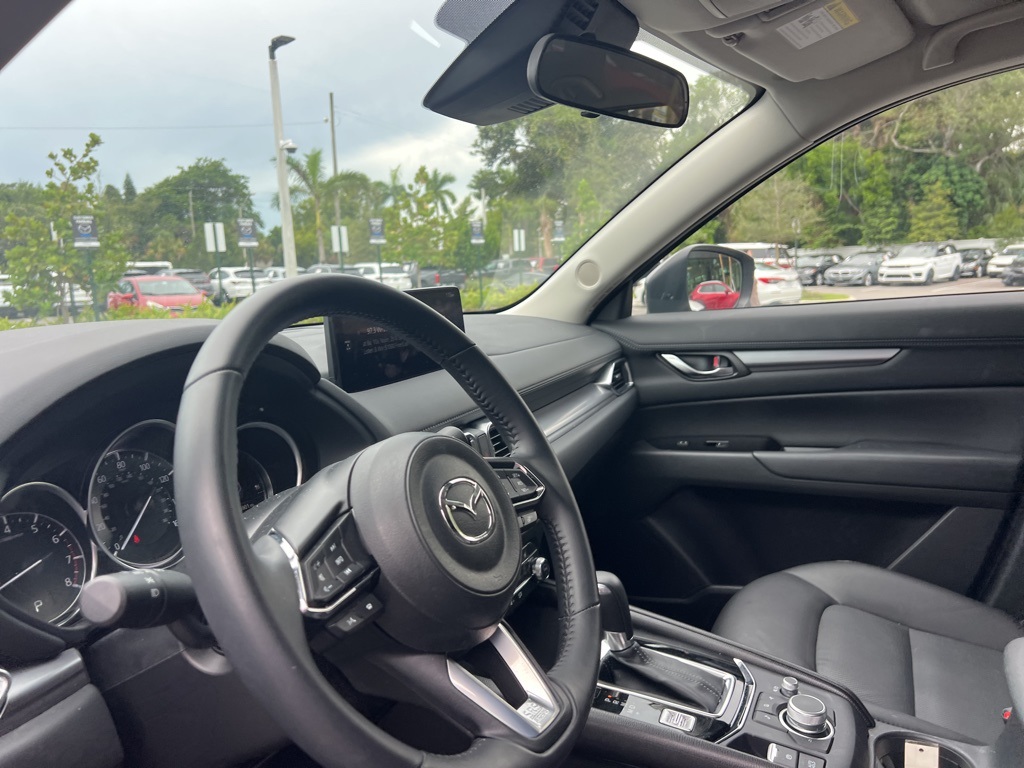 2025 Mazda CX-5 2.5 Select photo 17