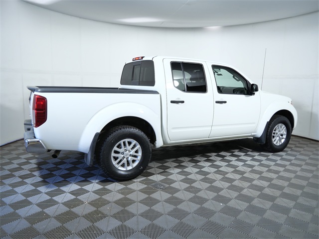 2017 Nissan Frontier SV photo 8