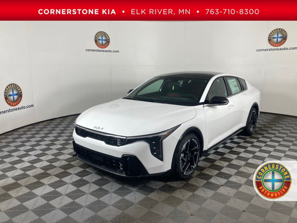 2025 Kia K4 GT-Line's photo