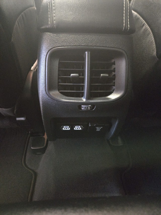 2022 Jeep Cherokee Latitude Lux photo 13