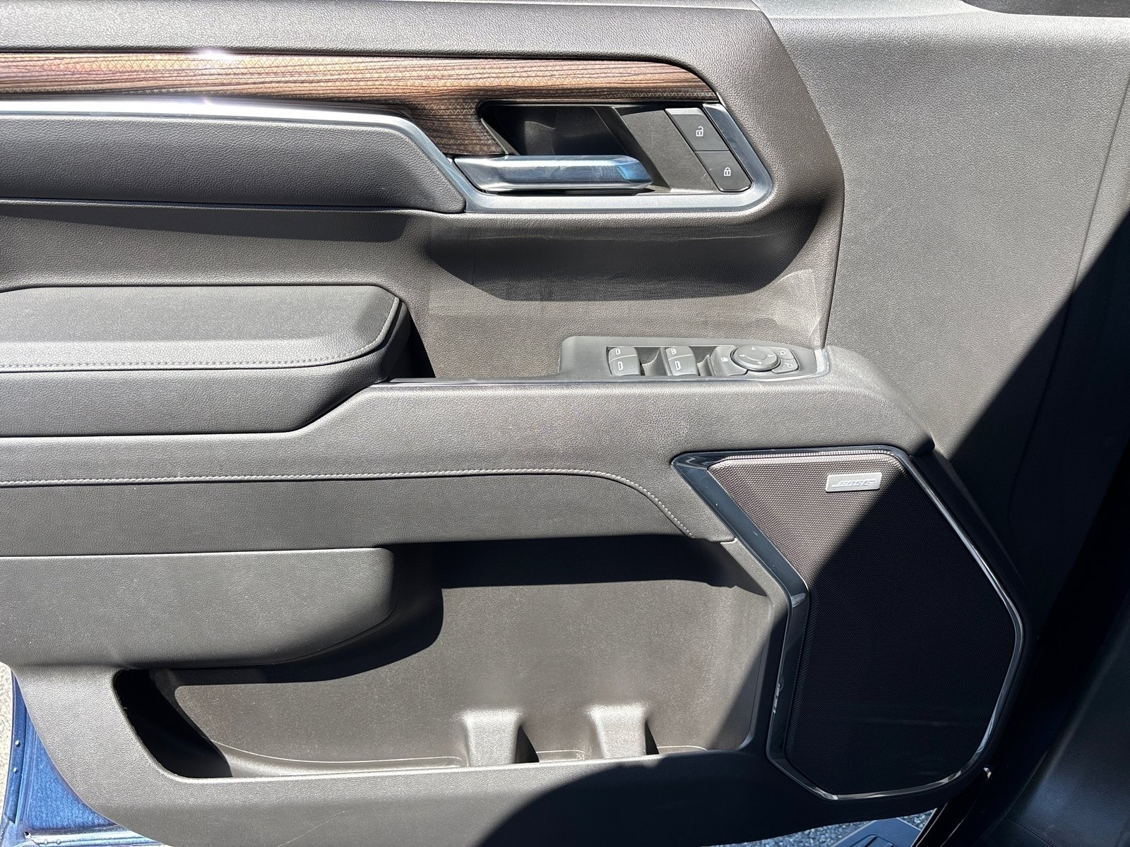 2023 Chevrolet Silverado 1500 RST photo 22