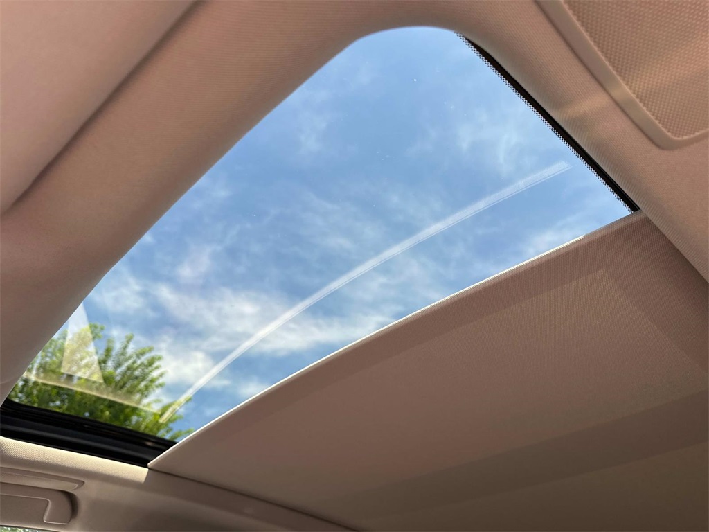 2024 Acura RDX Advance photo 3