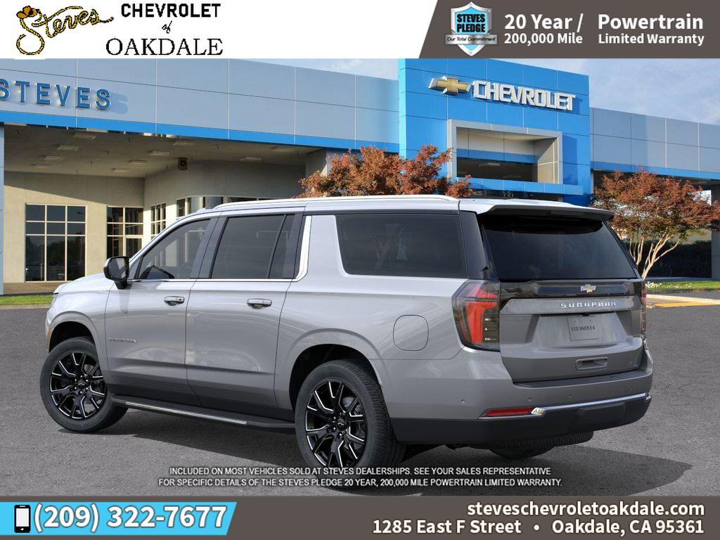 2026 Chevrolet Suburban LT photo 2