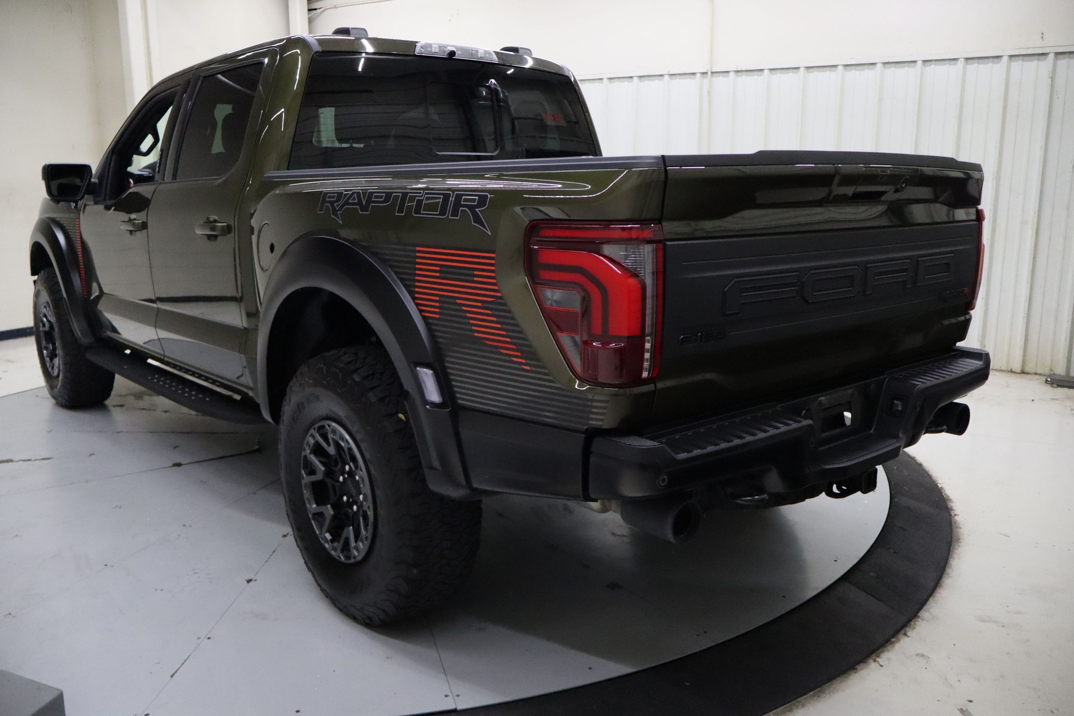 2024 Ford F-150 Raptor photo 3