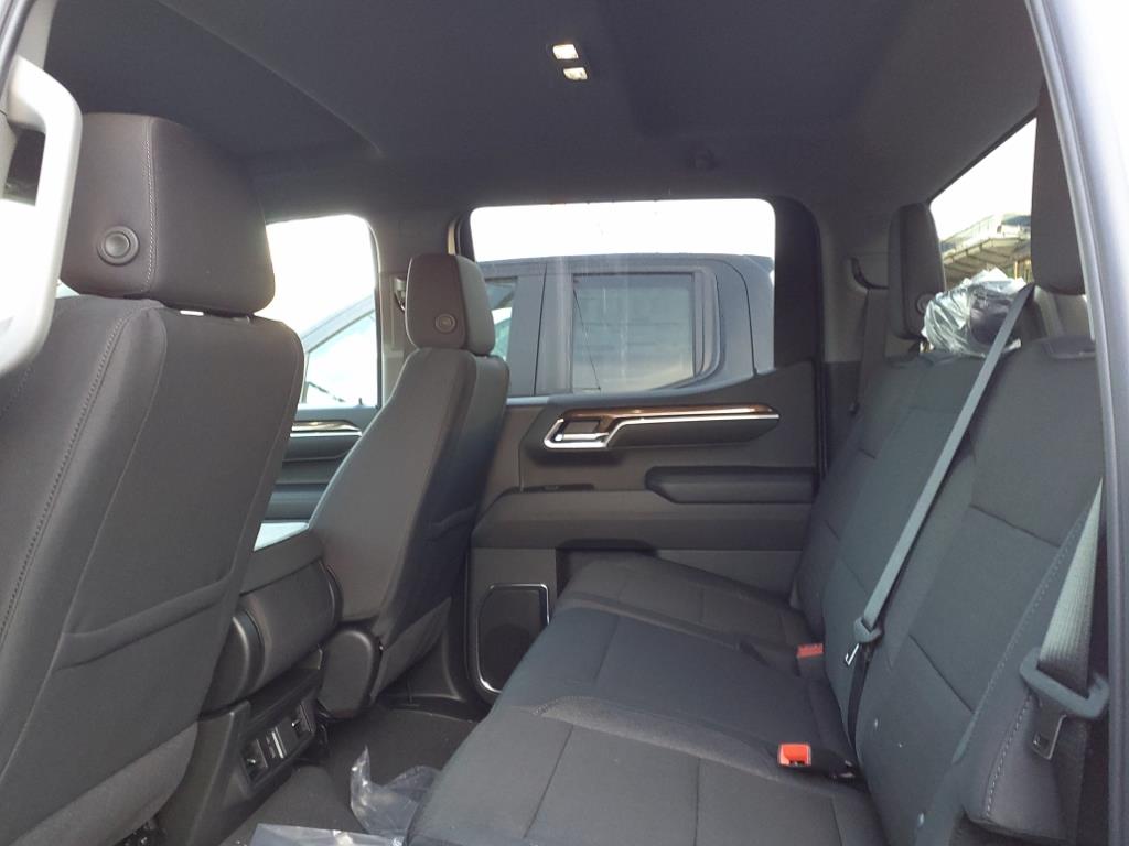 2025 Chevrolet Silverado 1500 LT photo 19