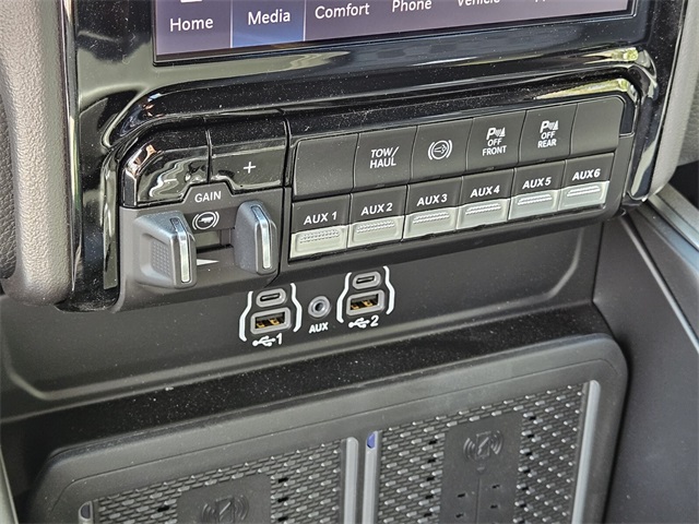 2026 Ram 2500 Big Horn photo 23