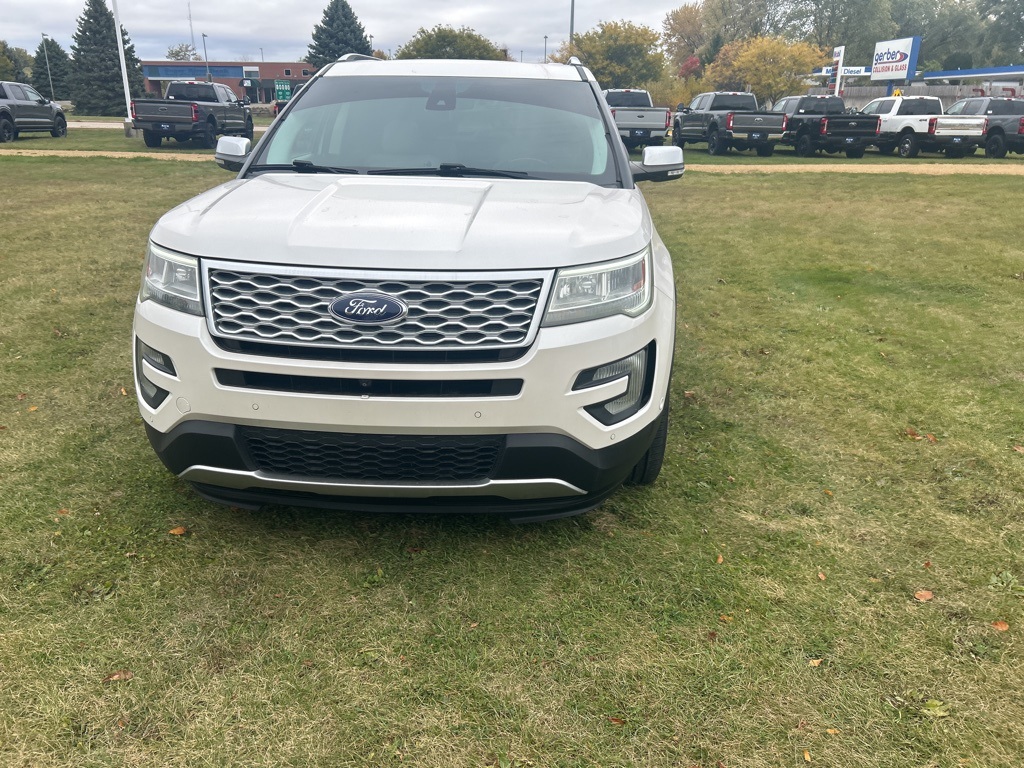 Used 2017 Ford Explorer Platinum with VIN 1FM5K8HT4HGB05247 for sale in Monroe, WI