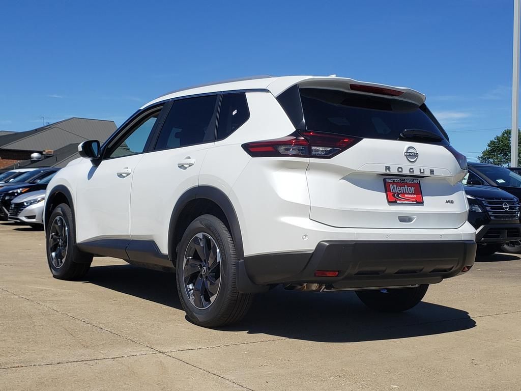 2026 Nissan Rogue SV photo 3