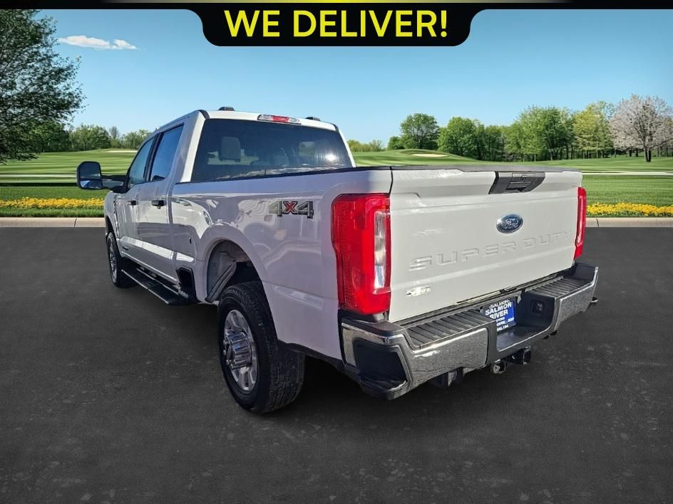 2024 Ford F-350 photo 4