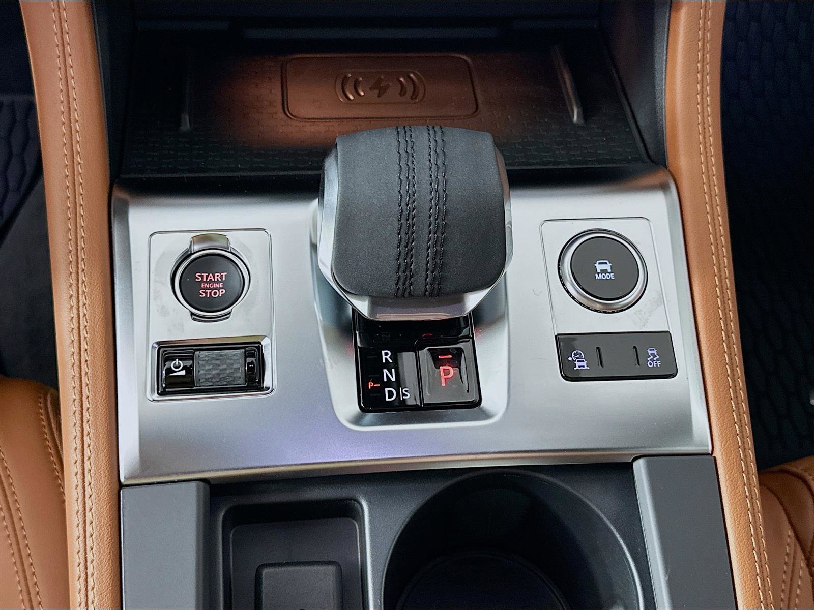 2026 Jaguar F-PACE P250 R-Dynamic S photo 16