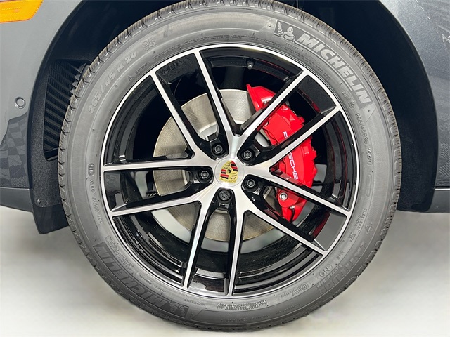 2026 Porsche Macan S photo 32