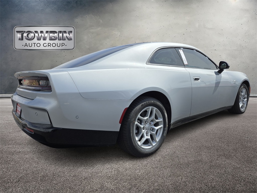 2025 Dodge Charger R/T photo 3