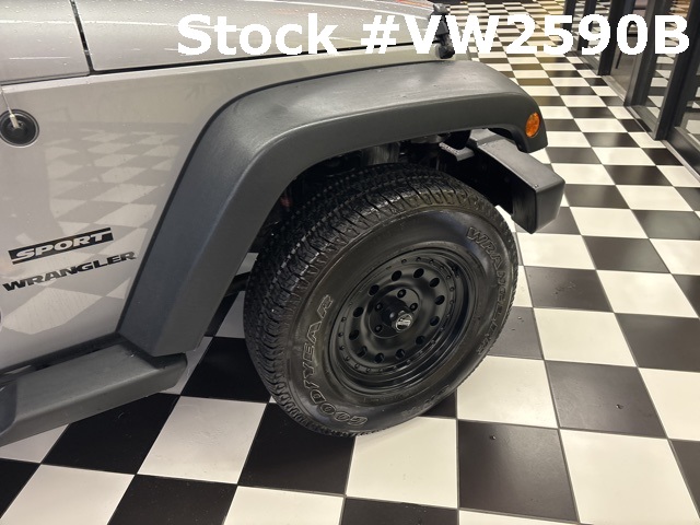 2015 Jeep Wrangler Sport photo 3