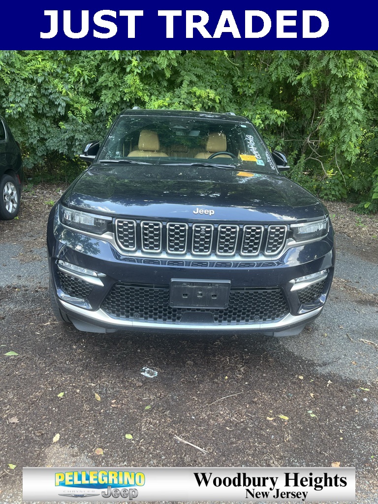 2023 Jeep Grand Cherokee Summit photo 2