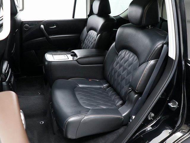 2021 Nissan Armada Platinum photo 10