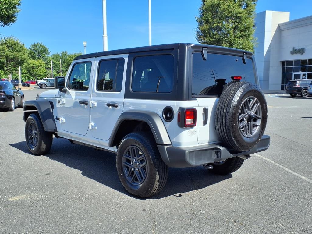 2025 Jeep Wrangler Sport S photo 17
