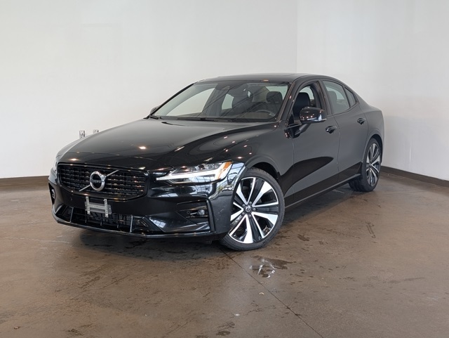 2022 Volvo S60