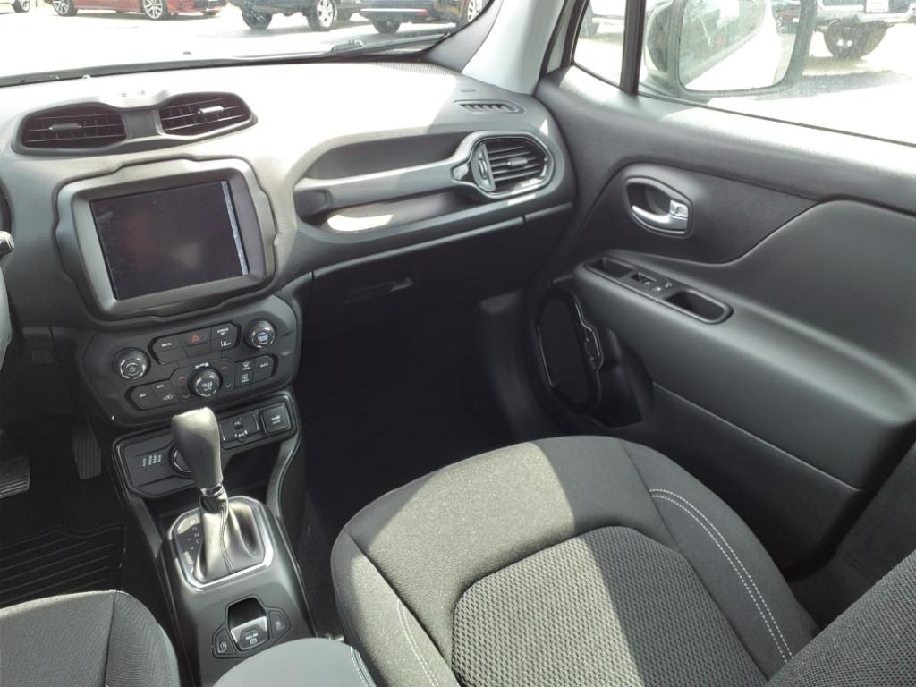 2023 Jeep Renegade Altitude photo 14