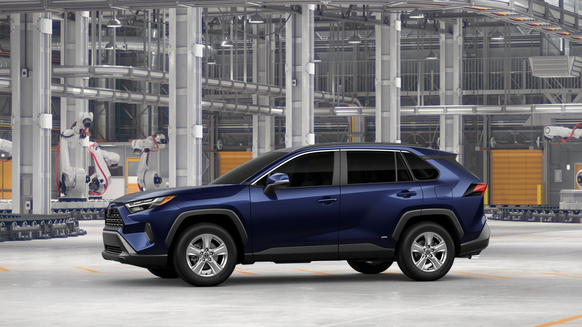 2025 Toyota RAV4 Hybrid XLE photo 2