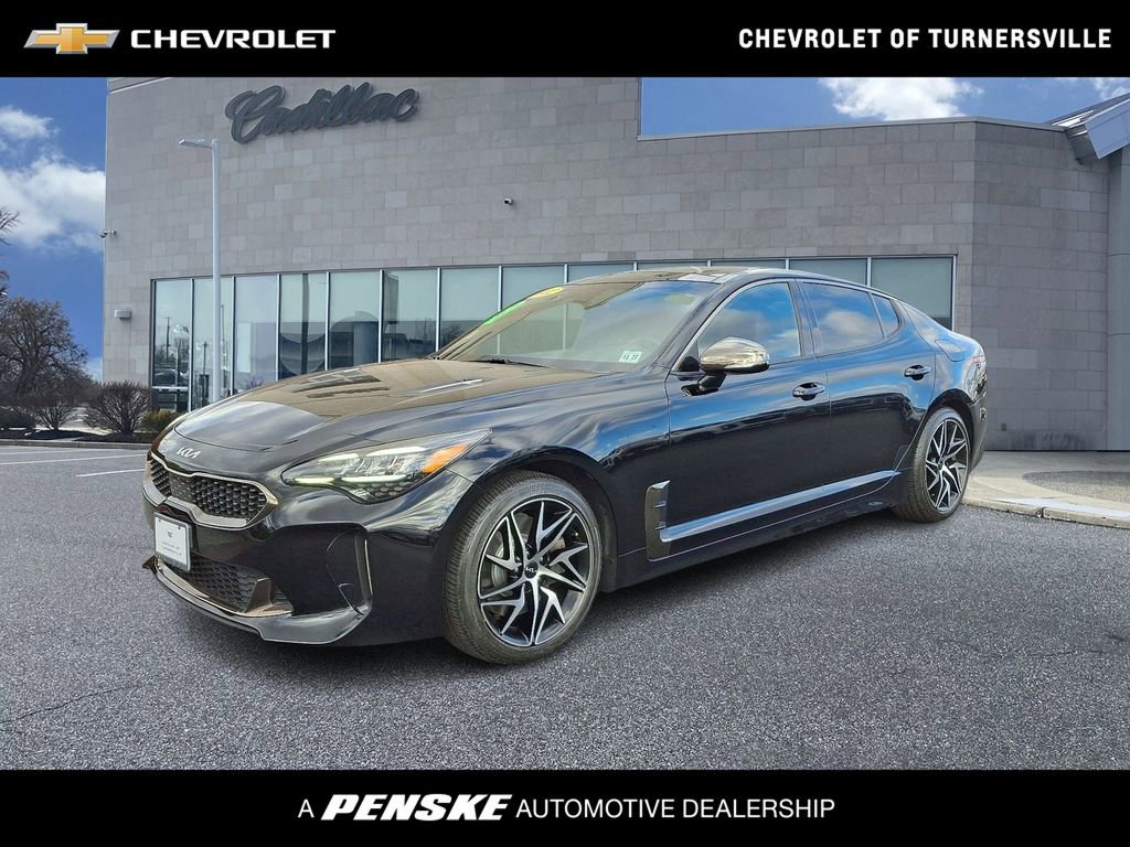 2022 Kia Stinger GT-Line's photo