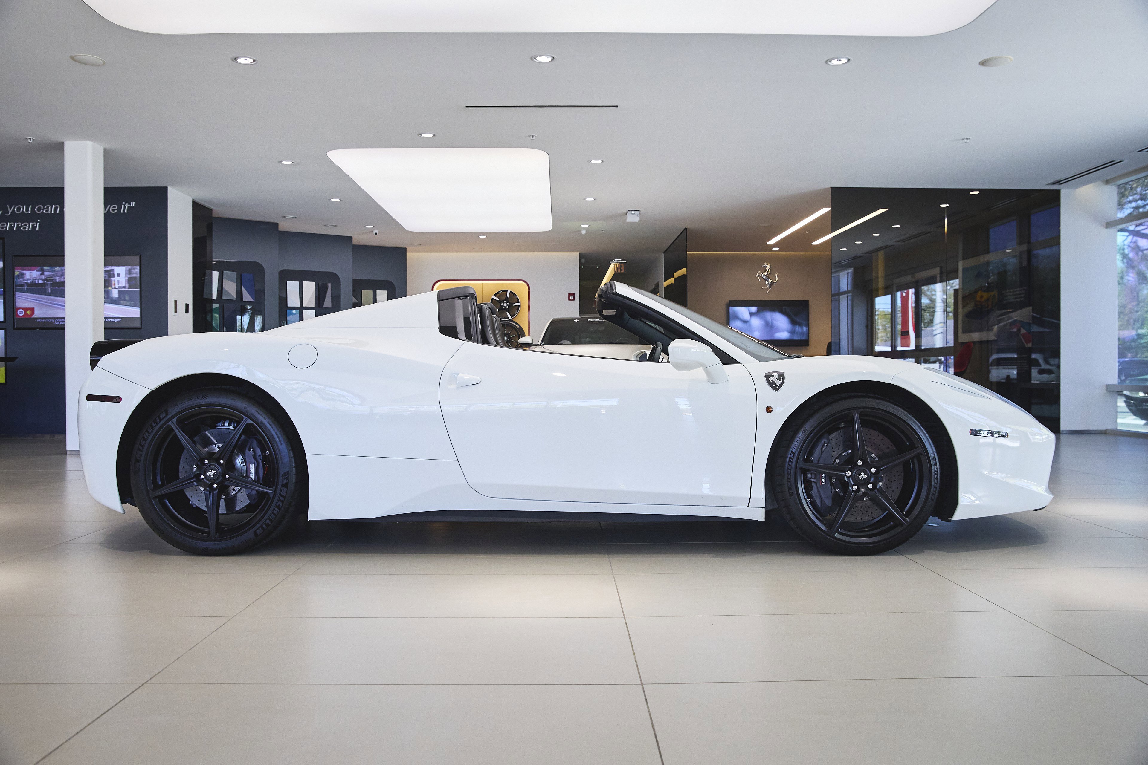2015 Ferrari 458 Spider photo 11