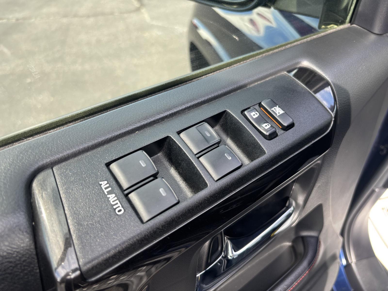 2021 Toyota 4Runner TRD Premium photo 9