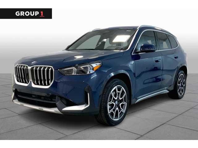 2026 BMW X1 28i's photo