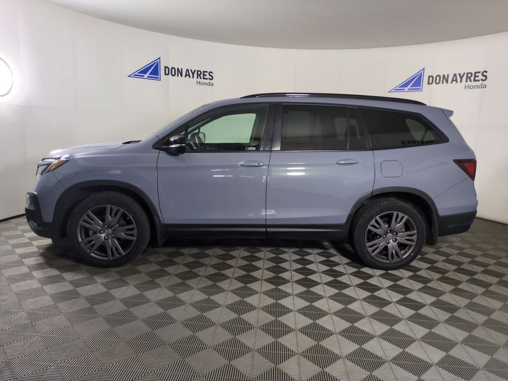 2022 Honda Pilot Sport photo 2