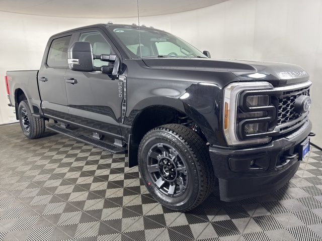 2026 Ford F-250 Super Duty XL's photo