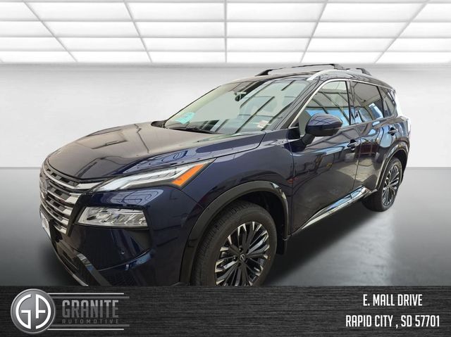 2026 Nissan Rogue Platinum's photo