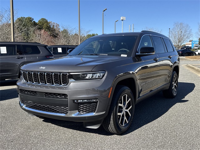 2025 Jeep Grand Cherokee L Limited's photo