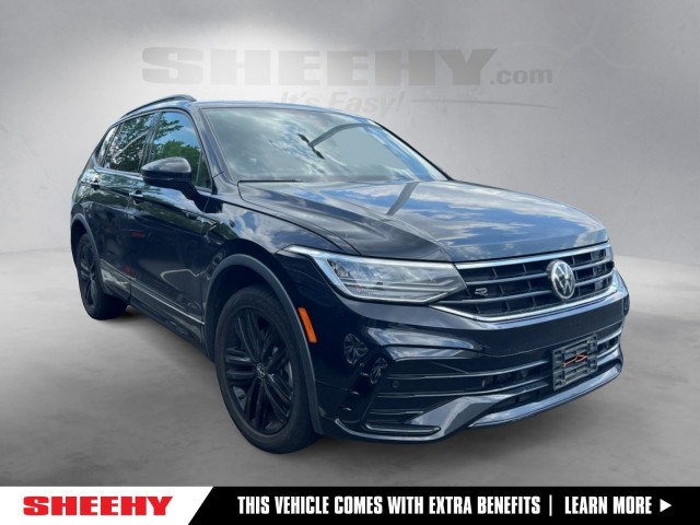 Solleciti/ソレシティ　2023AW Pre-Owned 2023 Volkswagen Tiguan 2.0T SE R-Line Black 4D
