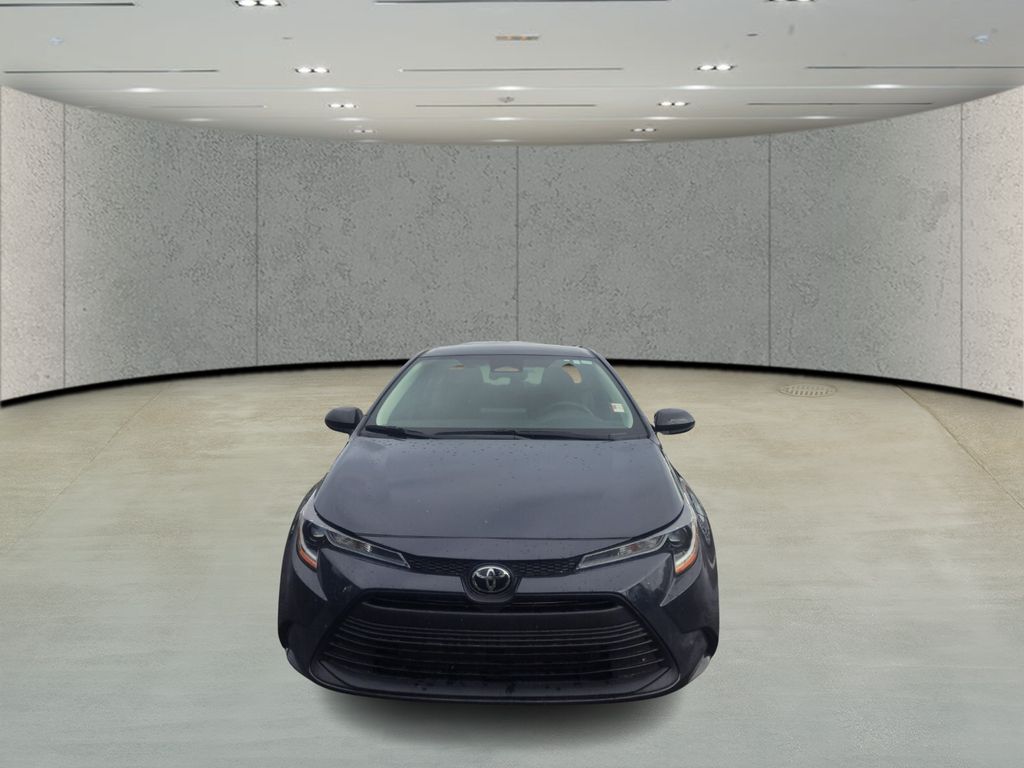 2024 Toyota Corolla LE photo 2