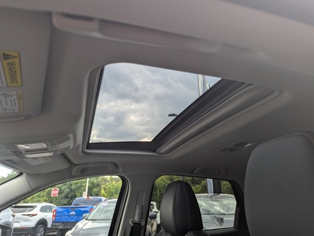 2025 Mazda CX-5 2.5 S Preferred photo 9